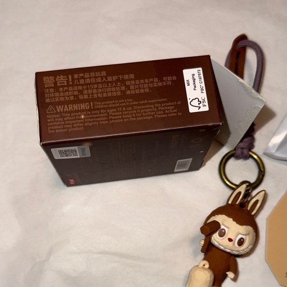 POP LAND Timber Workshop Labubu Strike The Bell Keychain - Picture 8 of 9